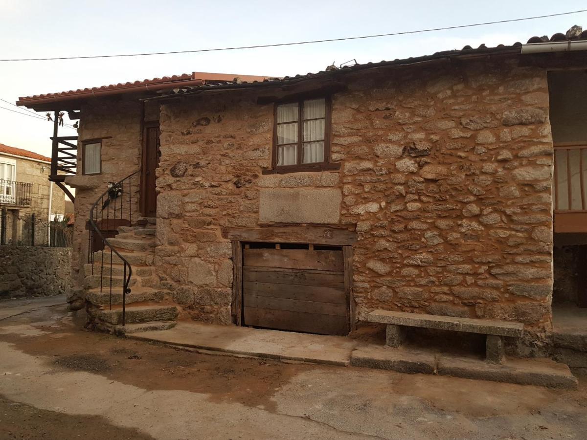 A Paragueria Sas de Penelas Extérieur photo