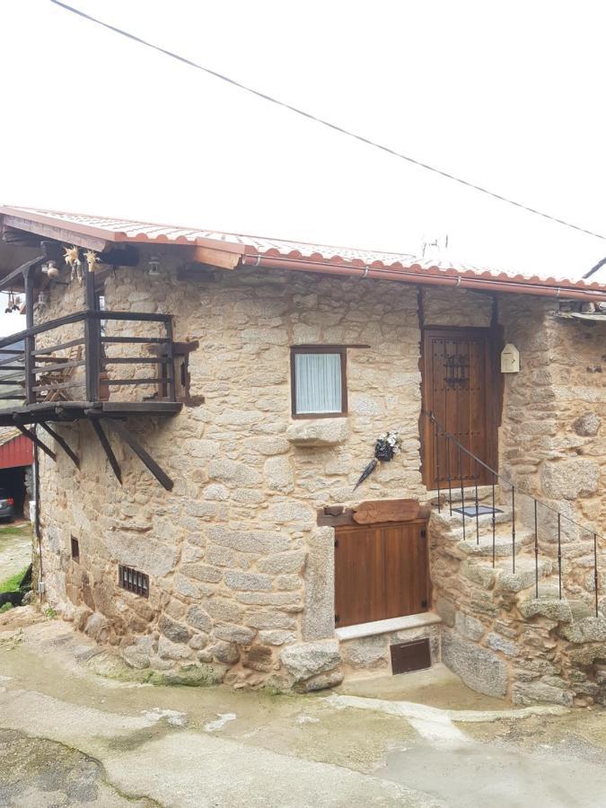 A Paragueria Sas de Penelas Extérieur photo