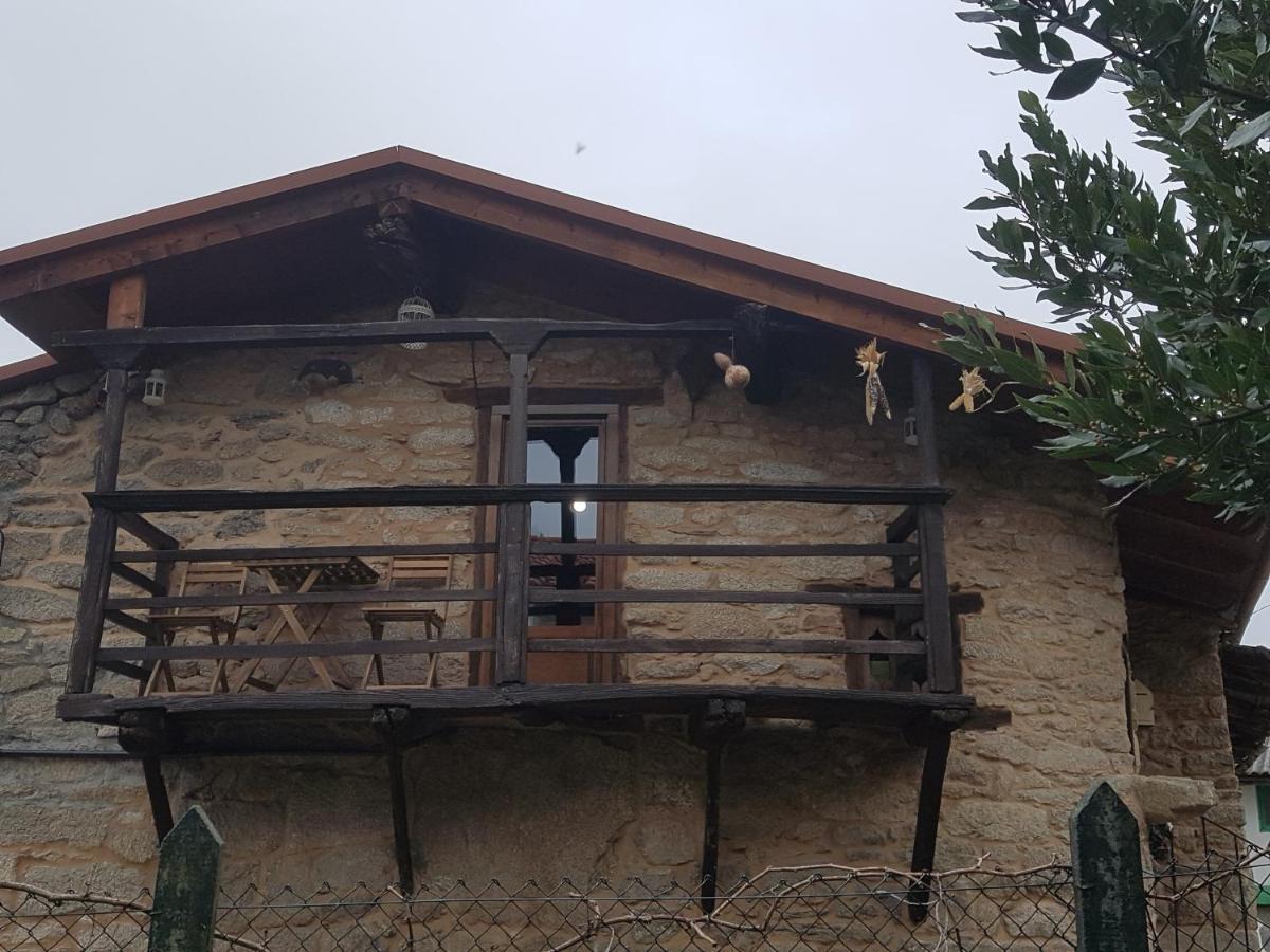 A Paragueria Sas de Penelas Extérieur photo