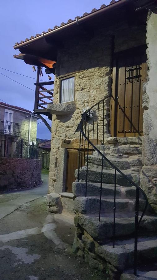 A Paragueria Sas de Penelas Extérieur photo